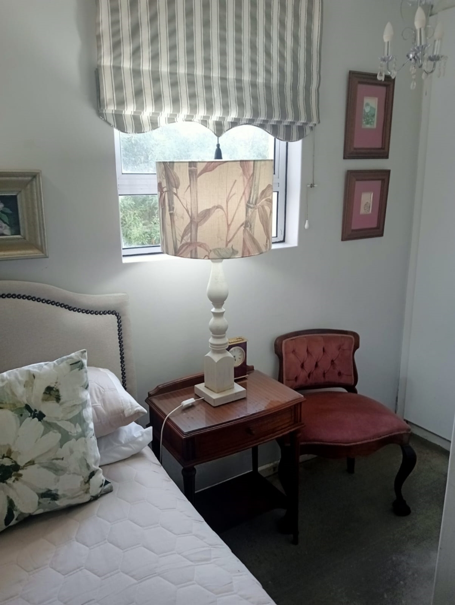 2 Bedroom Property for Sale in Whispering Pines Western Cape